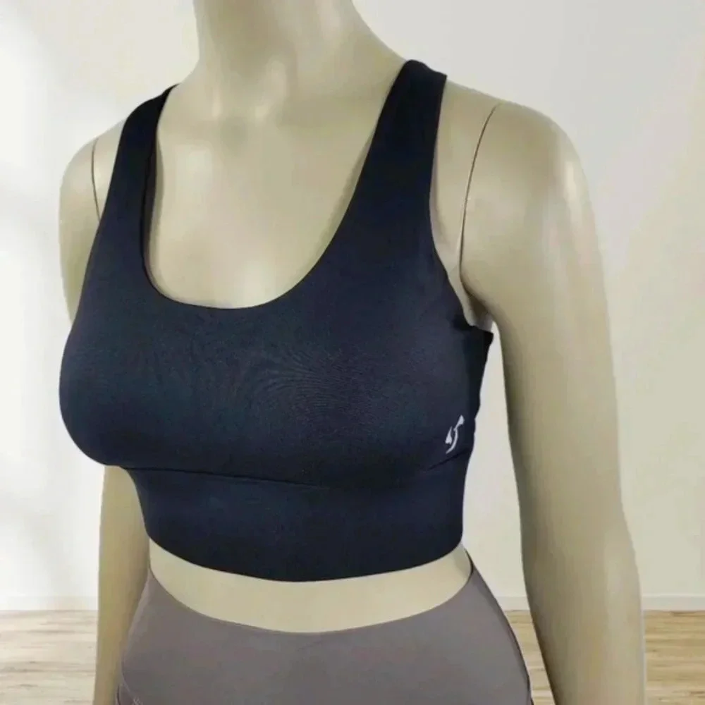 Pedigree eMPWR Women’s Strapback Sports Bra | High Support | Evo-Dry™ (black) - Picture 2 of 9